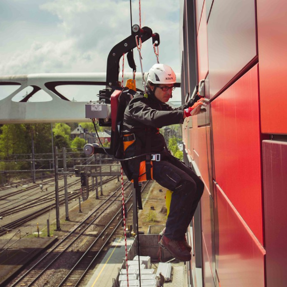 Safe Access C Rail for suspended work